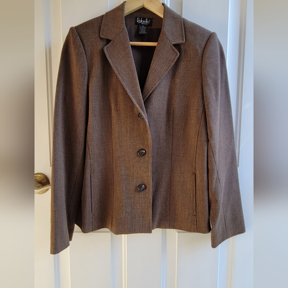 Rafaella Petites suit, size 10 Petite ,Brown tweed. Great condition
